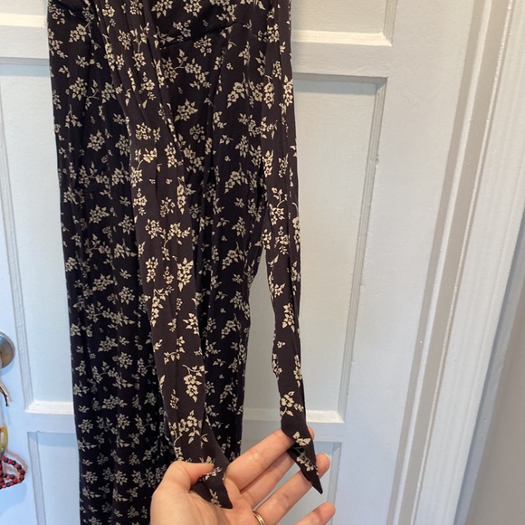 *NWT* American Eagle Strapless Black Floral Jumpsuit, Size Small - Picture 4 of 7